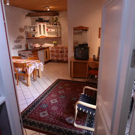 Apartment Kuninga *